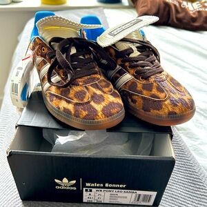 Wales Bonner Pony Leo Samba- Size 8- Men’s